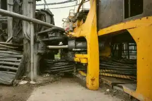 Mengenal Gejala Kontaminasi Oli Hidrolik dan Dampak Fatalnya bagi Alat Berat